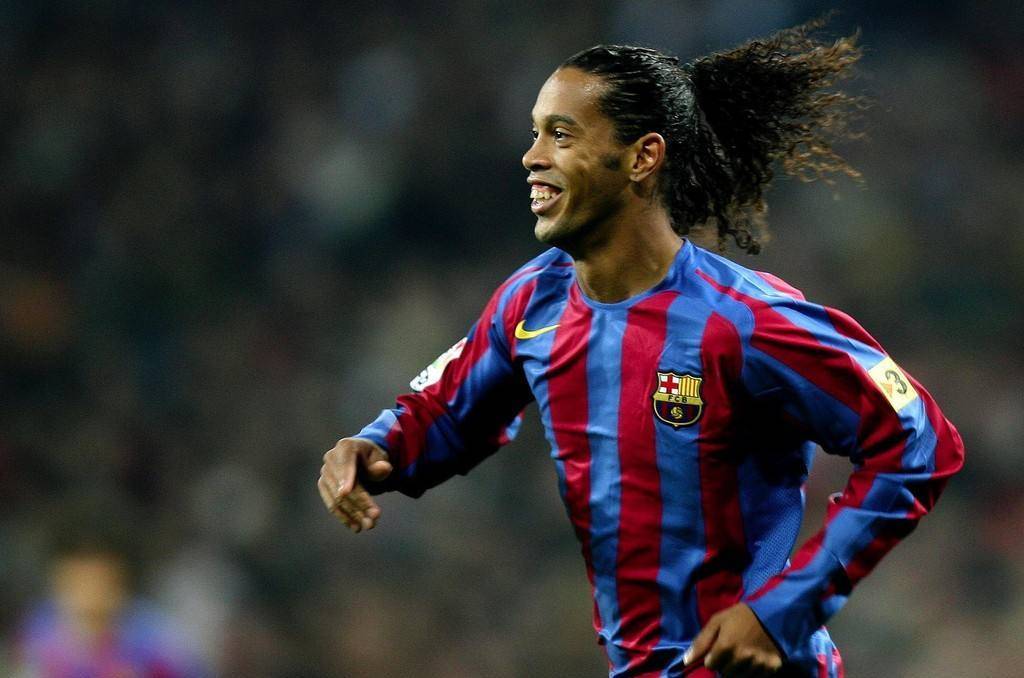 更为球迷提 更为球迷提